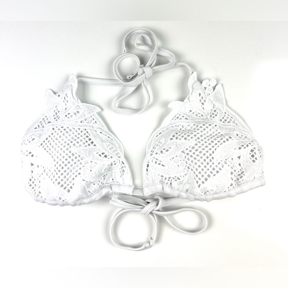 Women’s White Bikini Top Size Medium